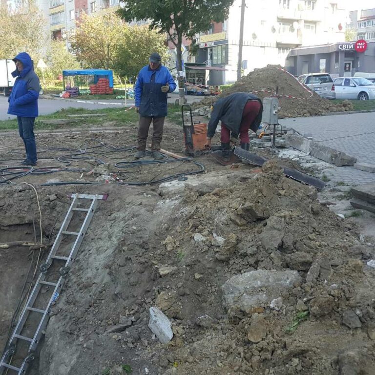 IMG-67c022bc9553051e0667561d458b4797-V